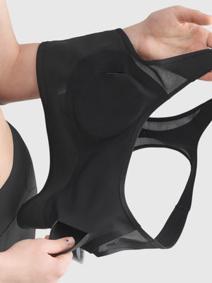FTFO || BIG BRAND LOW PRICE Adidas by Stella McCartney sport bra hitam dengan padding yang bisa dilepas pasang