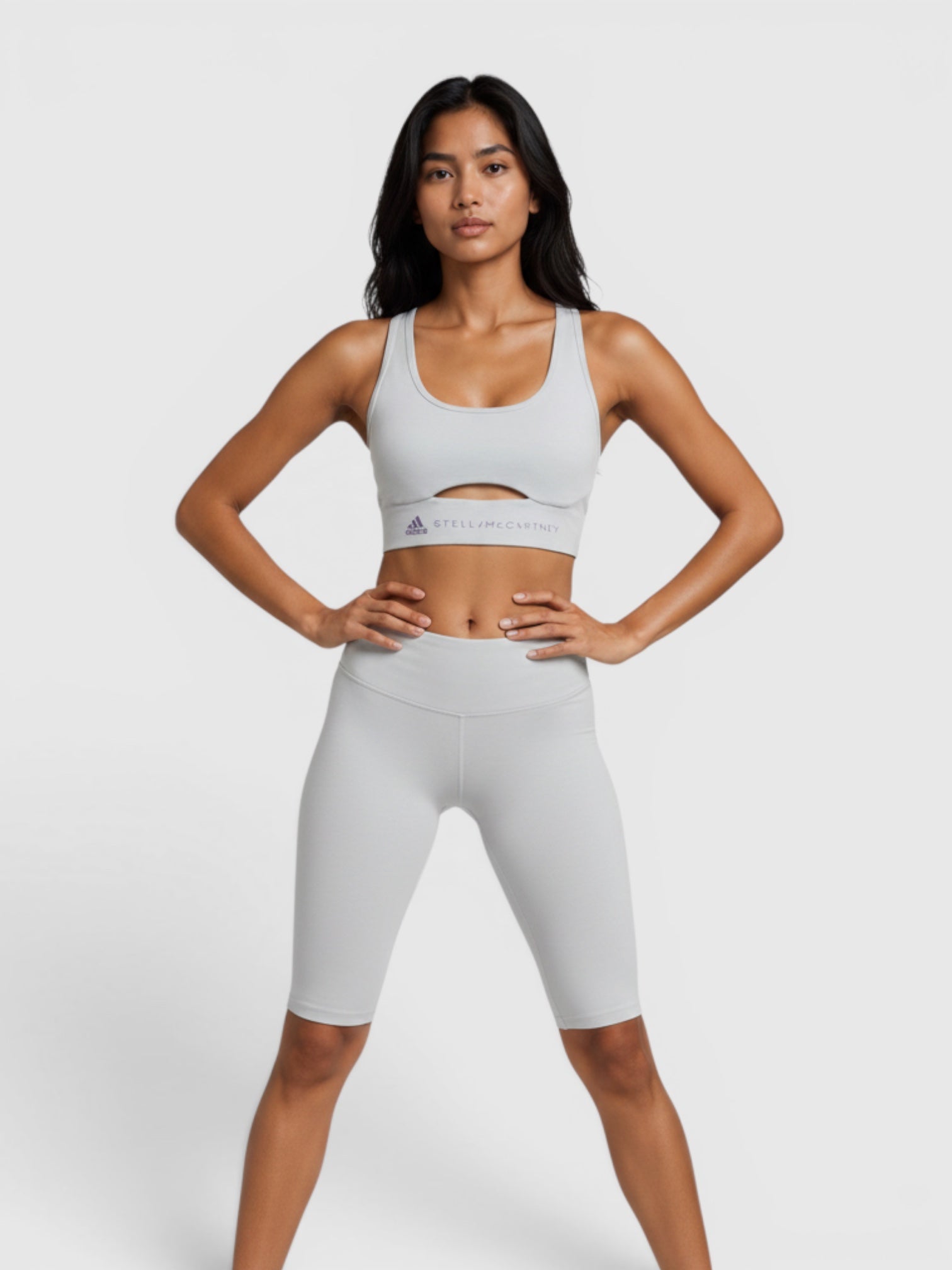 Model mengenakan FTFO || BIG BRAND LOW PRICE Adidas by Stella McCartney TrueStrength yoga sports bra abu-abu muda