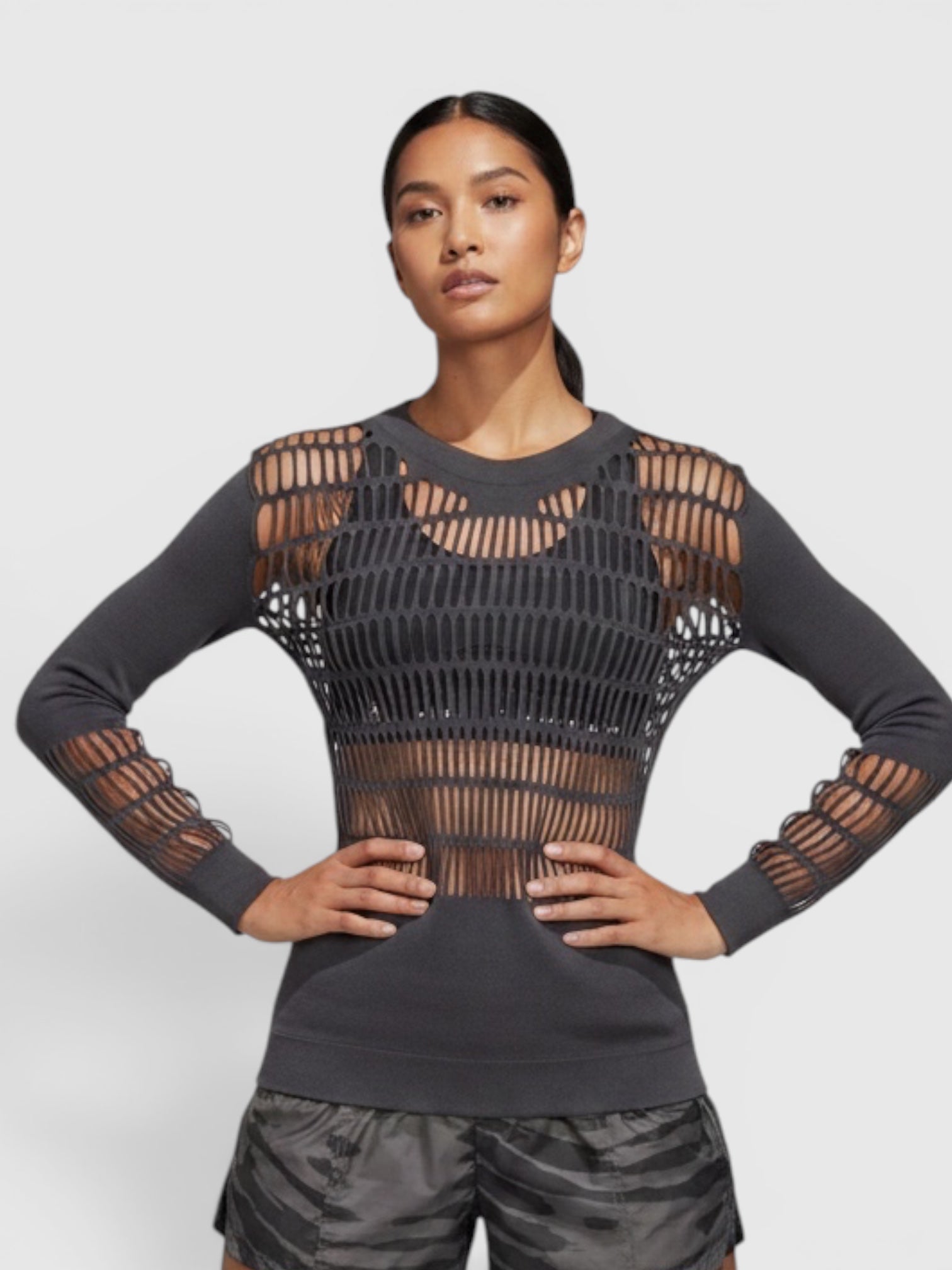 FTFO || BIG BRAND LOW PRICE Adidas Warp Knit long sleeve shirt in charcoal grey with seamless mesh ventilation panels