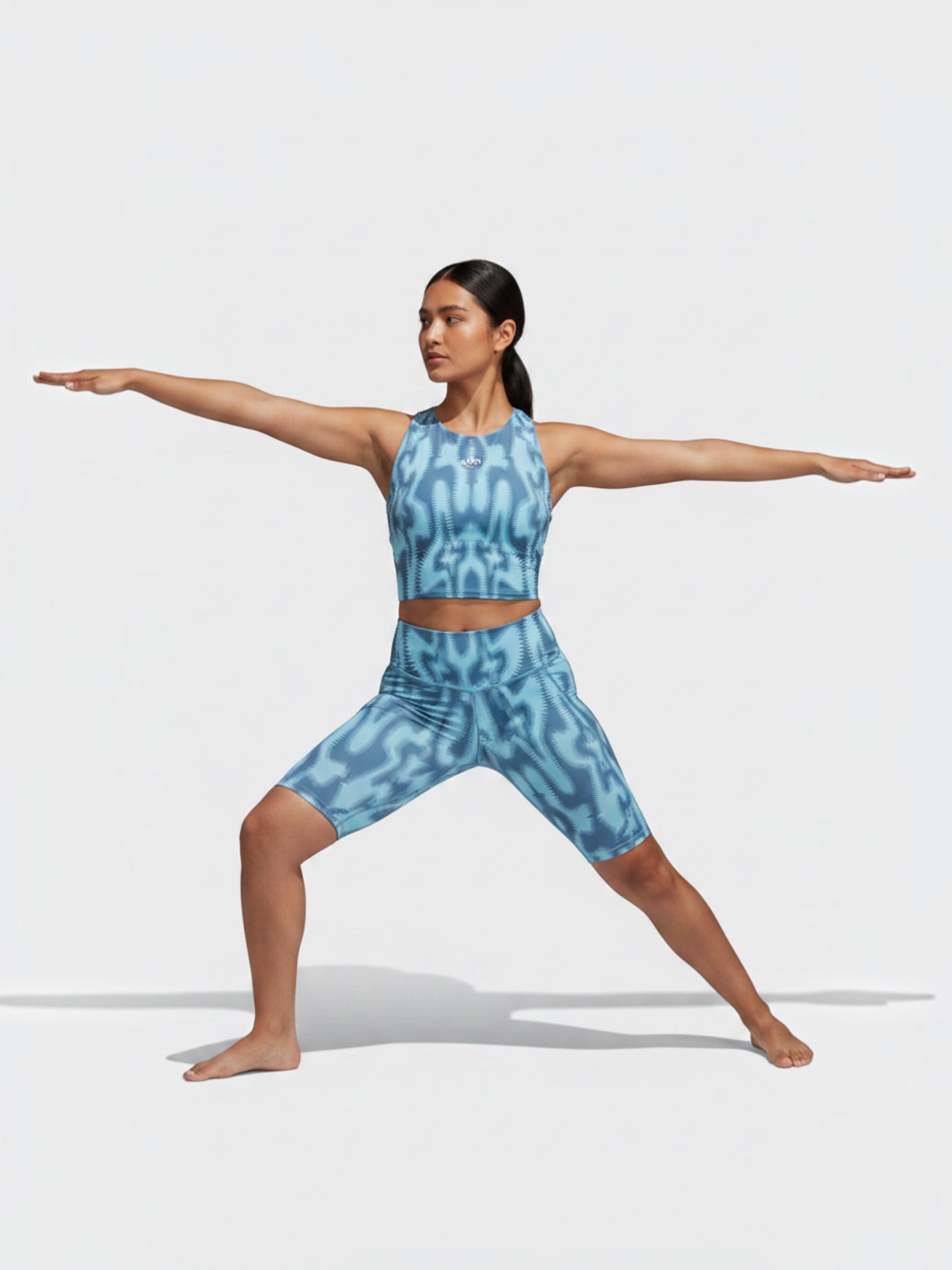 FTFO || BIG BRAND LOW PRICE Adidas yoga crop tank top in blue allover print with high neck and soft Adisoft fabric