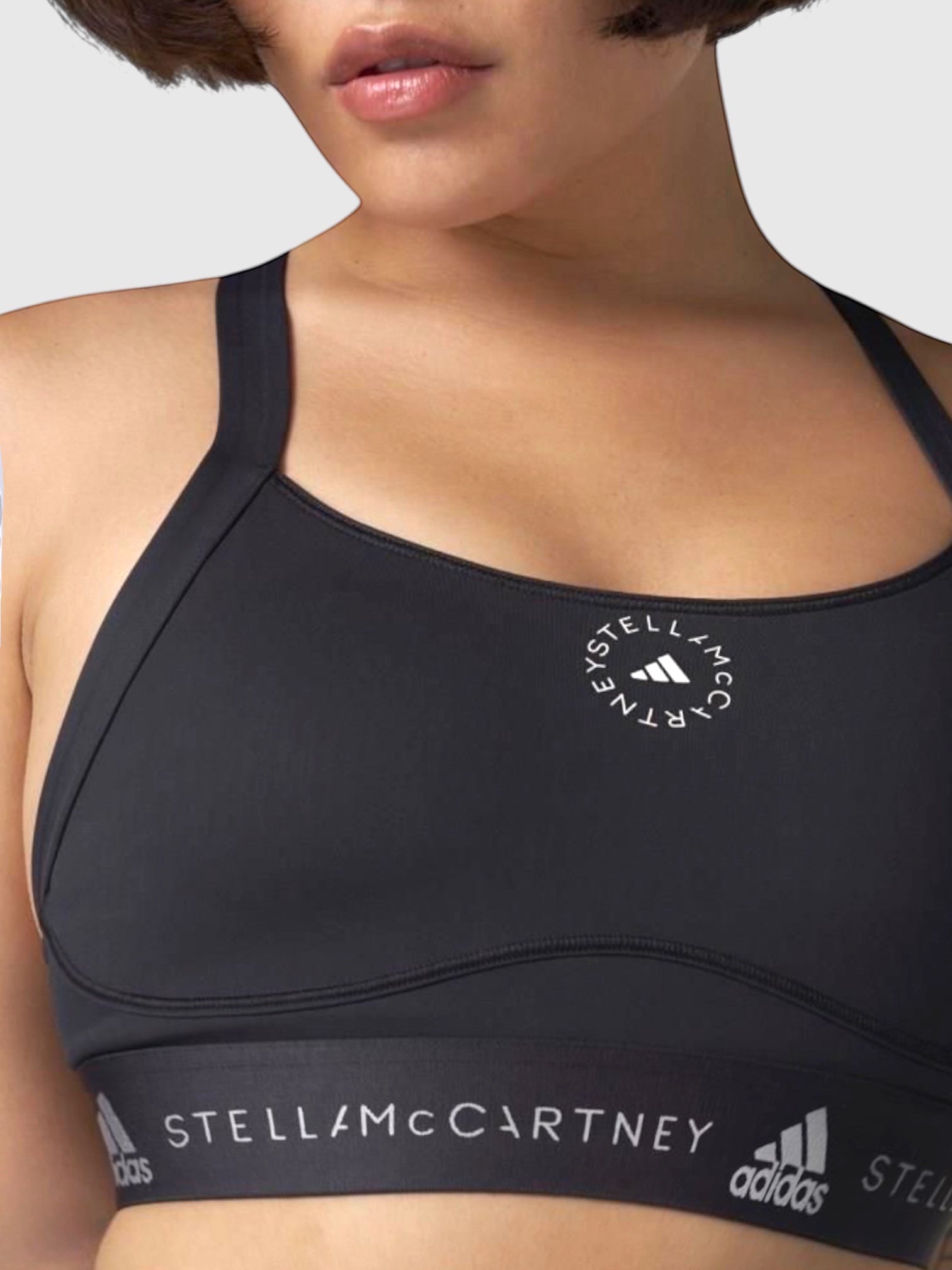 Sport bra hitam FTFO || BIG BRAND LOW PRICE dengan logo Adidas by Stella McCartney dan desain racerback yang nyaman.