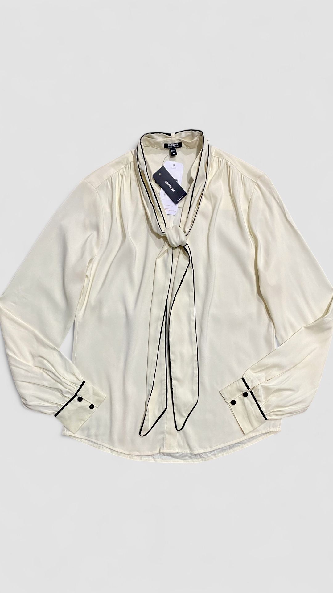 WOMEN’S EXPRS BLOUSE
