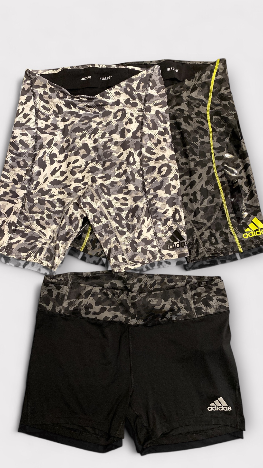 WOMEN'S PRIMEBLUE SHORT ADS